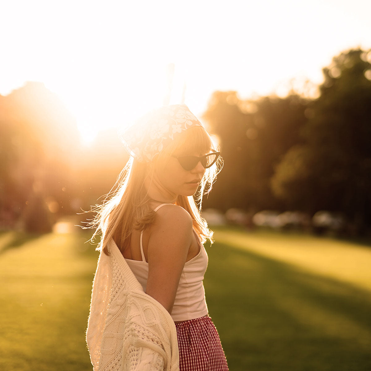 Sunlight and saggy skin